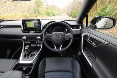 RAV 4